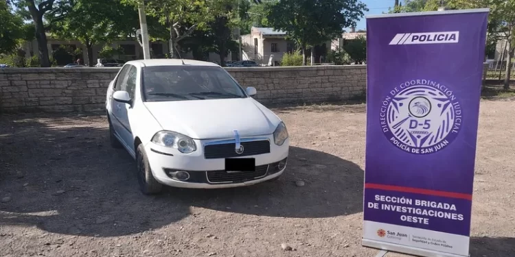 Cayó una banda que robaba casas tras marcar víctimas en viajes de Didi y Uber