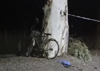 Murió un ciclista tras descompensarse en plena avenida Ignacio de la Roza