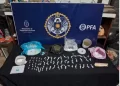Allanaron una casa en Capital y detuvieron a dos mujeres por presunta venta de drogas