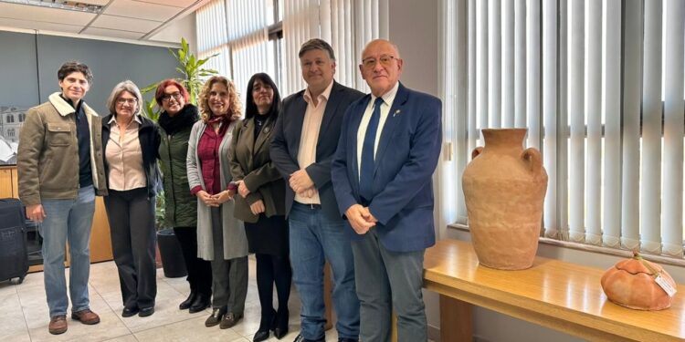 25 de Mayo firmó un convenio con la UNSJ para impulsar capacitaciones laborales