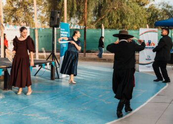 Rawson celebró el Bibliotour Patrio con música, danzas y actividades