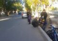 Un ciclista cayó al esquivar un colectivo y dio positivo en el test de alcoholemia