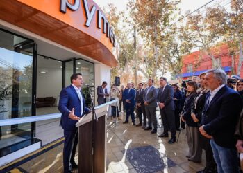 Orrego anunció $15.000 millones en créditos para Pymes y emprendedores