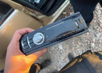 Detuvieron a “Cañita” en Rawson: lo sorprendieron robando el estéreo de un auto