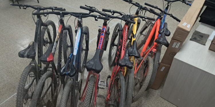 Caucete: secuestran 25 motos, bicicletas y equipos de sonido