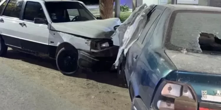 Caucete: conducía con 1,98 de alcohol en sangre y terminó incrustado contra un auto estacionado