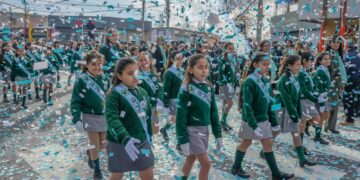 Más de 25.000 personas colmaron Chimbas en una histórica celebración por el Día de la Bandera