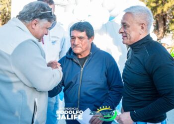 Entrega de premios del Concurso Día del Padre en 25 de Mayo