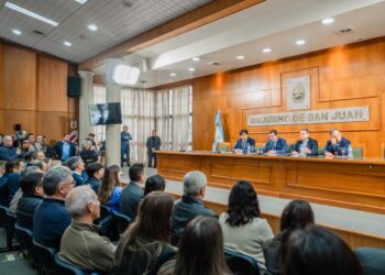 Orrego envió a Diputados un proyecto para impulsar un mega plan de infraestructura provincial