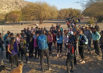 El Sendero de Luna Llena volvió a convocar a visitantes de todo el país y del exterior