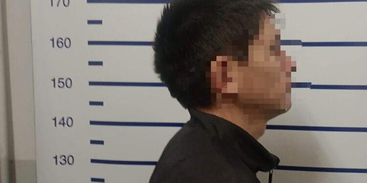 Intentó robarle el celular a una adolescente y terminó detenido