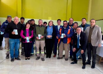 Trabajadores y jubilados municipales celebraron el Día del Padre en San Martín