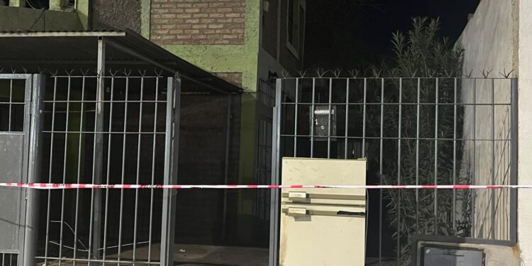 Misterio en Santa Lucía: encontraron el cuerpo de una anciana y detuvieron a un hombre