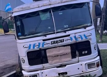 Camionero murió atropellado por su propio camión