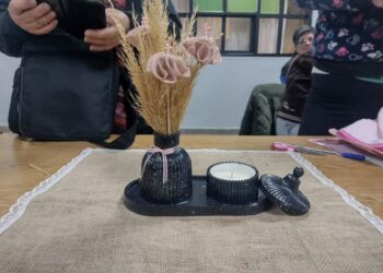 Comenzó el Taller de Yeso, Cerámica y Velas en Dos Acequias