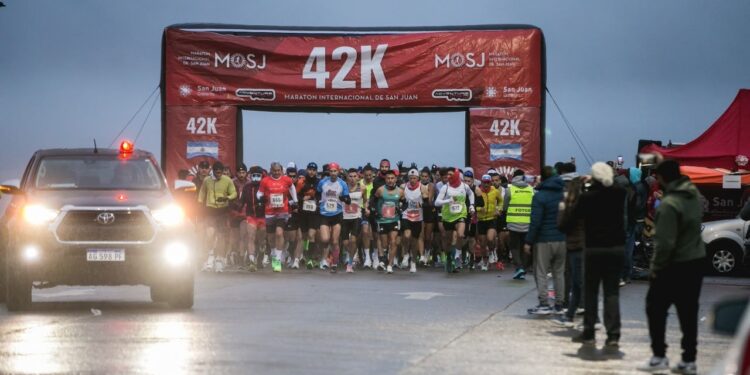 Maratón Internacional de San Juan: más de 300 efectivos garantizarán la seguridad y el orden