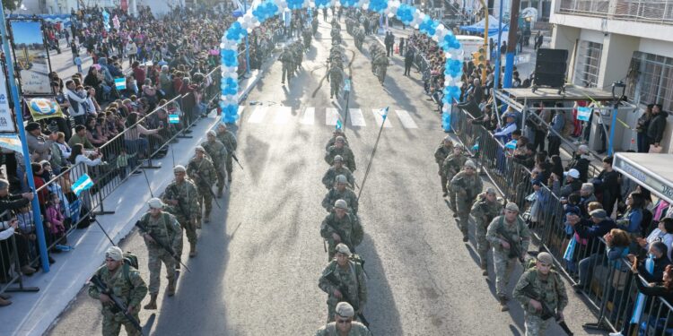 9 de Julio celebró a lo grande la Independencia con un multitudinario desfile cívico-militar