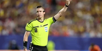 Quién es François Letexier, el árbitro francés de Argentina vs. Egipto