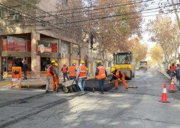 Avanza la pavimentación del microcentro con nuevos frentes de obra en Capital