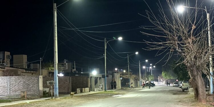 9 de Julio avanza con la renovación del alumbrado: el barrio Elías Amado ya tiene luces LED