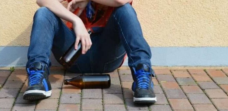Alarma en San Juan por la baja edad de inicio en adicciones