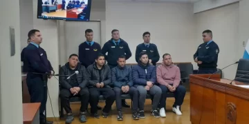 Prisión preventiva para un policía por la brutal golpiza a un joven en la Comisaría 31