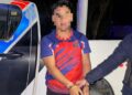 Frenética persecución en San Juan: esquivó un corte por accidente, intentó embestir a varios policías y terminó detenido