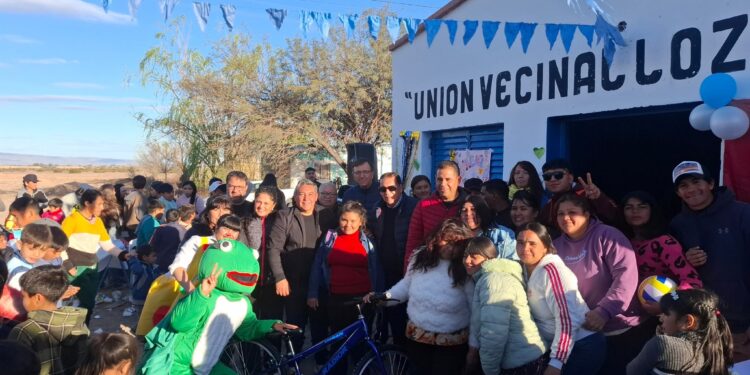 Albardón celebró el Día del Niño con un colorido festejo popular en la Unión Vecinal Lozano