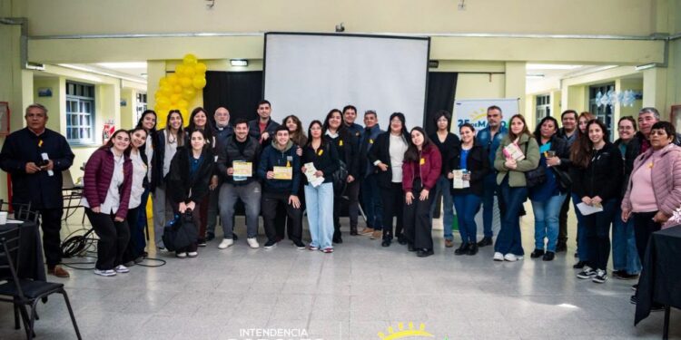 25 de Mayo realizó el taller “Lo que nadie te cuenta sobre el suicidio” para fortalecer la prevención y la salud mental en las escuelas