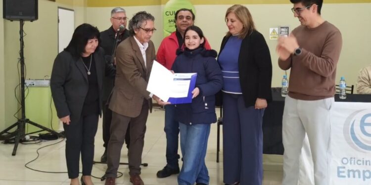 San Martín reconoció a Sofía, la joven autora que transformó su pasión en “Mi historia entre libros”
