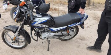 Recuperan en un descampado una moto robada a mano armada en Chimbas