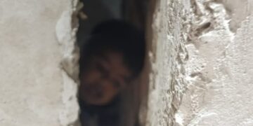 Un niño de Santa Lucía quedó atrapado en una parrilla y fue rescatado por los bomberos