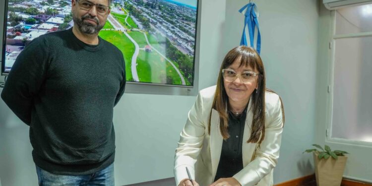 Chimbas firmó un convenio para impulsar capacitaciones y formación laboral para sus vecinos