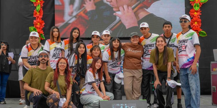 Más de 5.000 jóvenes coparon el Parque de Chimbas para celebrar la primavera