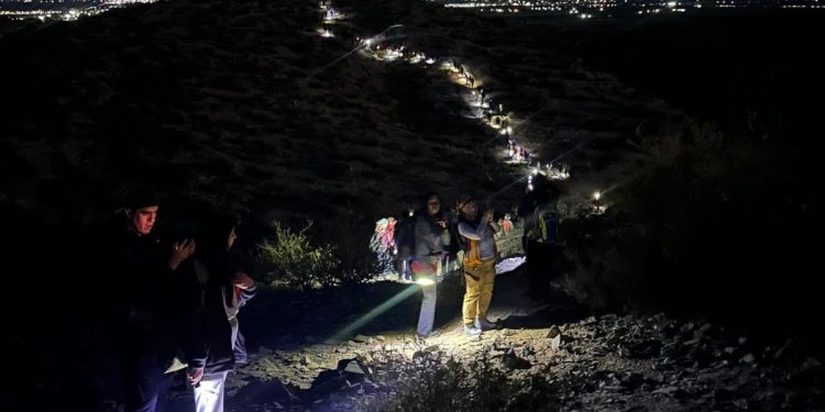Más de 130 personas disfrutaron de una jornada de senderismo y astronomía