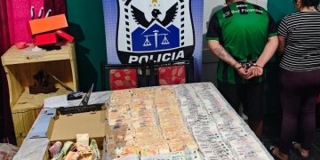 Golpe al narcomenudeo en Rawson: cayeron dos jóvenes con cocaína y más de $3,5 millones