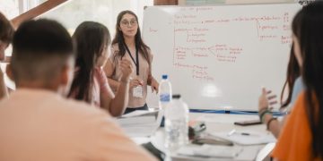 Abren las inscripciones para clases de apoyo escolar gratuito en secundaria