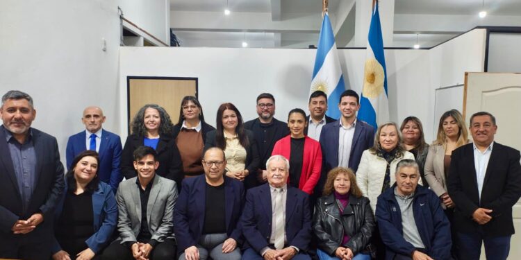 Chimbas: homenaje a Santo Domingo y al padre Miguel Algañaraz por sus 40 años de sacerdocio