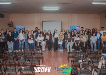 Bienestar emocional en 25 de Mayo: dictaron una capacitación comunitaria en el Centro de Jubilados de Las Casuarinas