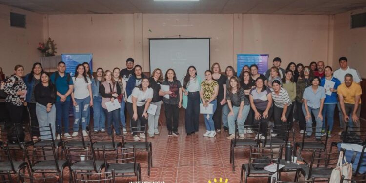 Bienestar emocional en 25 de Mayo: dictaron una capacitación comunitaria en el Centro de Jubilados de Las Casuarinas