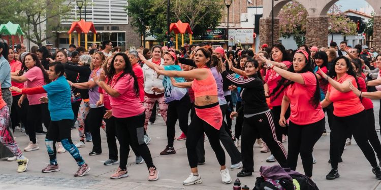 Prevención y concientización en Rawson: realizaron una jornada especial por la salud de la mujer