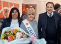 Juan Carlos Abarca felicitó a Sonia Sánchez tras su paso por la Elección de la Reina del Adulto Mayor