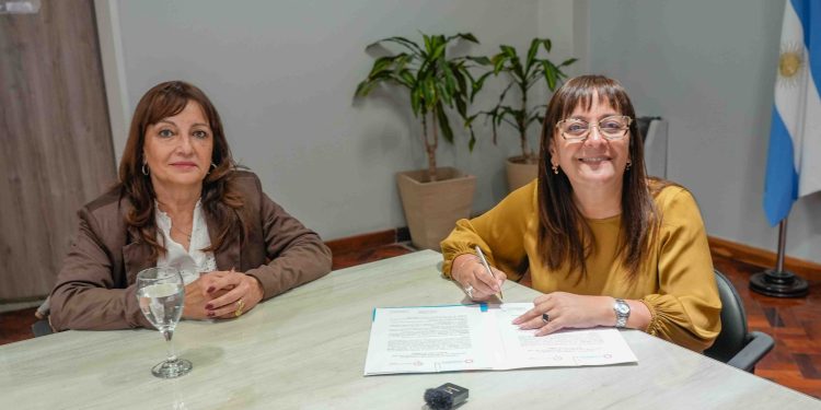 Chimbas: Daniela Rodríguez firmó un acuerdo para impulsar a mujeres emprendedoras