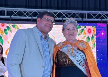 Emoción en 9 de Julio: María Sabina Muros fue elegida Reina del Adulto Mayor